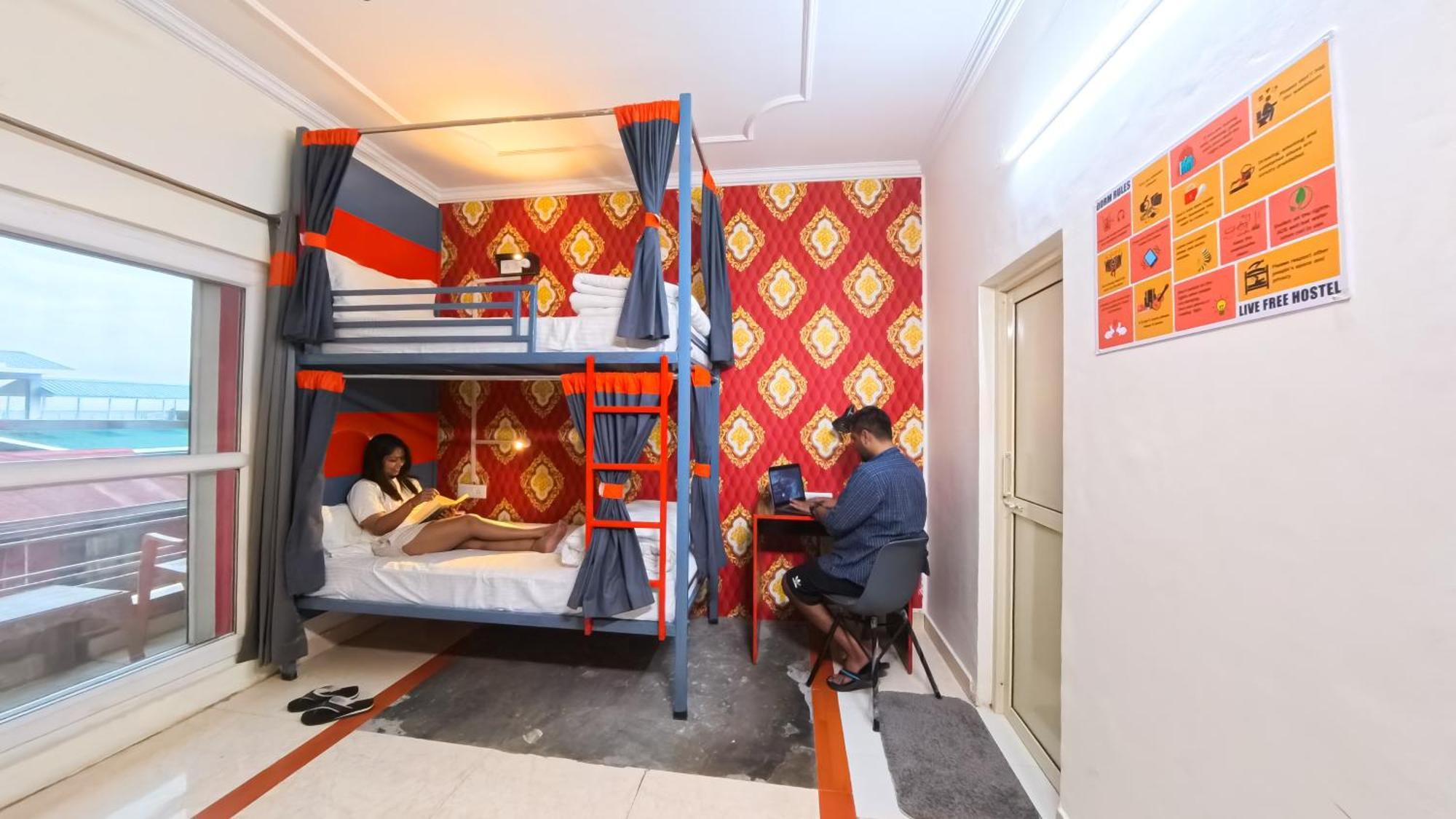 Live Free Hostel, Mcleodganj McLeod Ganj Dış mekan fotoğraf